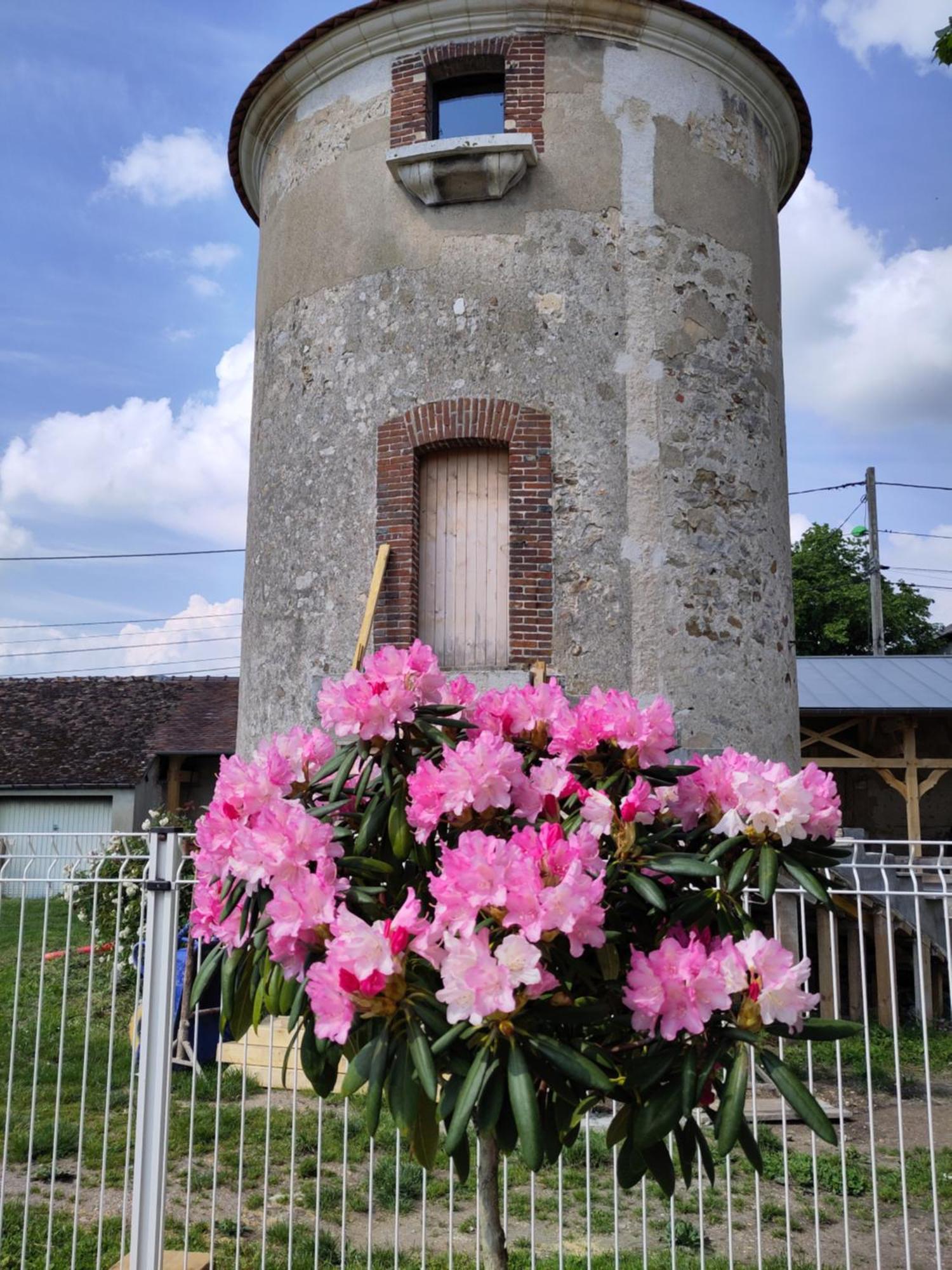 Manoir Saint Joseph Colombier Bed and Breakfast Sens Exterior foto